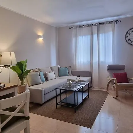 Lejlighed Bouganville - With Terrace & Shared Pool *