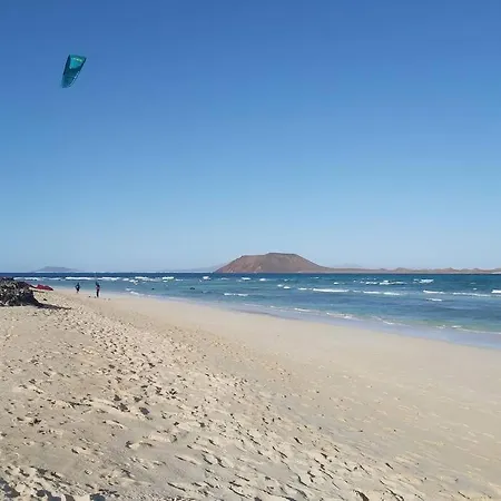 Daire Bouganville - With Terrace & Shared Pool