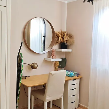 Bouganville - With Terrace & Shared Pool Appartement *
