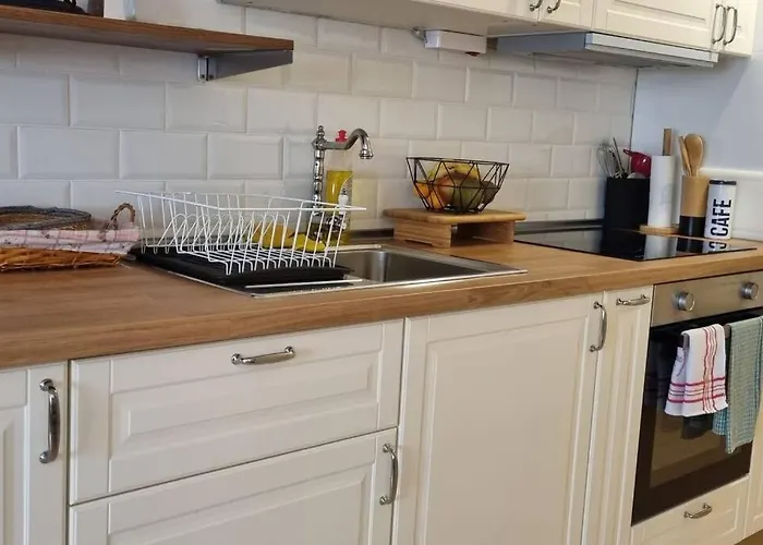 Apartamento Bouganville - With Terrace & Shared Pool