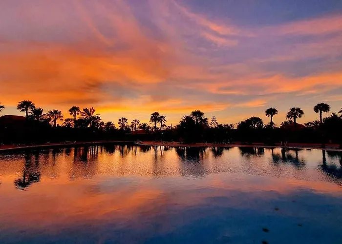 Bouganville - With Terrace & Shared Pool Apartamento *