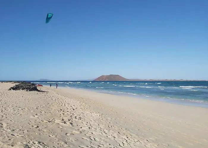 Apartamento Bouganville - With Terrace & Shared Pool